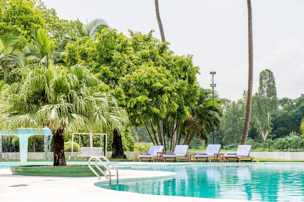 Inya Lake Hotel Yangon Exterior photo