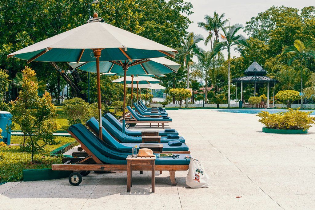 Inya Lake Hotel Yangon Exterior photo